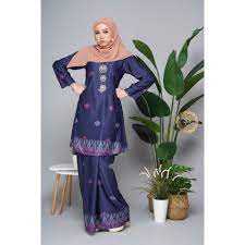 Kurung moden songket servyna olive yang istimewa ini cocok untuk anda yang mahu tampak unik di majlis penting seperti lebaran nanti. 15 Trend Terbaru Baju Kurung Moden Songket Terkini Jm Jewelry And Accessories