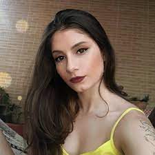Quando me falam que eu vou ficar com o queixo igual o da minha mãe pic.twitter.com/wnh1hsczoz. Yayahuz Twitch