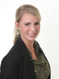 Julia Liang's Instagram, Twitter & Facebook