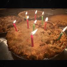 Select from premium birthday cake of the highest quality. Blake Lively Roasts Husband Ryan Reynolds For Bizarre Choice Of Birthday Cake Aktuelle Boulevard Nachrichten Und Fotogalerien Zu Stars Sternchen