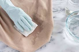 How do you get urine smell out of bed sheets? How To Remove Cat Urine Odor From Laundry