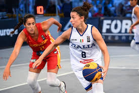 Il basket 3x3 si gioca su una metà campo con un solo canestro. Basket Femminile 3 3 Definita La Composizione Delle Due Squadre Italiane Al Torneo Di Parigi Oa Sport
