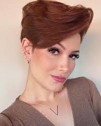 Barbara Borelli's Instagram, Twitter & Facebook