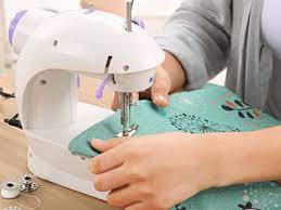 A mini sewing machine works very similar to a traditional machine, but with a few key differences. Top 15 Best Mini Sewing Machines Reviews 2021 Plastic Bottle Cutter