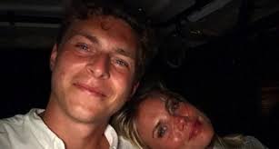Maja samlade tillsammans med sina fans in 3,6 miljoner svenska kronor till insamlingen för musikhjälpen 2020. Manchester United Newboy Victor Lindelof Gets Engaged To Stunning Girlfriend Maja Nilsson