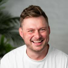 The other day I had to introduce myself at a lunch. I'm awful at  introducing myself. I think I'm a little modest, and maybe it's a little  bit of imposter syndrome, but