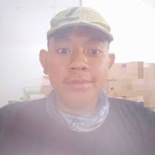 Daniel Hari Santoso (@Sant3Hari)