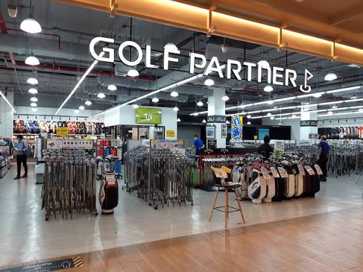 Golf Partner seasonal bag refresh guide