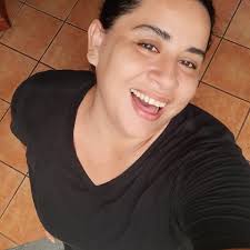 Ada Valle's Instagram, Twitter & Facebook