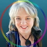 Jennifer Mcpeak's Instagram, Twitter & Facebook