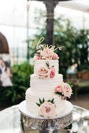 3 Tier White Wedding Cake With Soft Pink Fresh Roses Beautiful Wedding Cakes Floral Wedding Cakes Wedding Cakes With Flowers