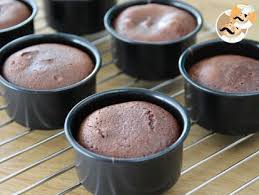 Fondant Au Chocolat Et Son Coeur Ultra Coulant Pas A Pas Recette Ptitchef Recette Fondant Au Chocolat Recette Fondant Au Chocolat Recette Fondant