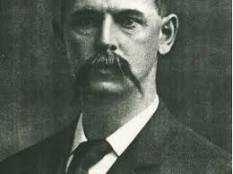 Na trilha do morro velho