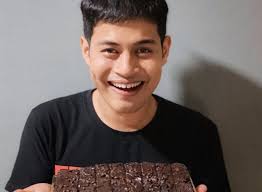 Pelakon syafie naswip selamat bertunang dengan kekasihnya juga pelakon, aishah siapa je tak kenal syafie naswip ni memang power kot berlakon !! Showbiz Syafie Naswip S Sambal Belacan Goreng A Blessing During Mco