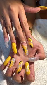 Everyone Jealous Coffin Shaped Black Sunflower Acrylic Nails Curling With Socks This Is How The Trend Hairstyle Works Without Heat Everything You Are Looking For Sunflower Nails Gel Nails Yellow Nails