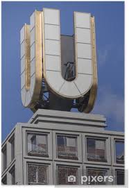 Explore its excellent art museum, media art exhibitions, cinema and education center, which all cooperate within the elegant 1920s brewery building. Poster Dortmunder U Dortmund U Turm Pixers Wir Leben Um Zu Verandern