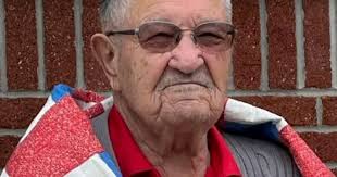 Wahpeton man awarded a Quilt of Valor