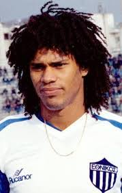 Daniel Batista's Instagram, Twitter & Facebook