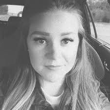 Jennifer Weiser's Instagram, Twitter & Facebook