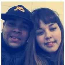 Listen to Sos un boton damas gratis ft flor de piedra