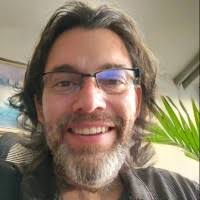 200+ "Adrián L." profiles