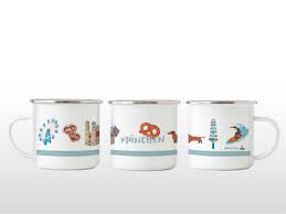 Die emaille tasse hält ganz schön was aus. Wunderschone Emailletasse Im Munchen Design Mit Deinem Namen