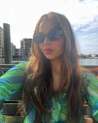 Florida review: lots of roaches, nice beaches and I like the birds