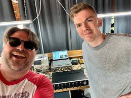 Mark Everton Gray (@markevertongray) • Instagram photos and videos