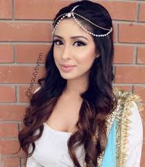 Simple Head Chain Hairstyle Lehenga Hairstyles Hair Styles Long Hair Styles