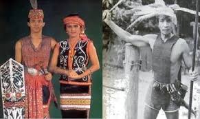 Baju melayu merupakan kameja longgar yang dipakai dengan seluar panjang. 11 Pakaian Adat Dayak Beserta Gambar Dan Penjelasannya