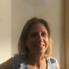 Helen Eagleton (@HelenNield)