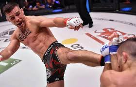 Na ksw 58 szymon kołecki przedłużył do trzech serię wygranych w polskiej federacji. Pawel Politylo Welcomes Dawid Martinik At Ksw 58