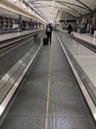 Belt type moving walkways can also be inclined, and even be flat, then inclined. Moving Walkway At Detroit Airport With Two Lanes Mildlyinteresting