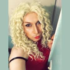 Jill Curley's Instagram, Twitter & Facebook