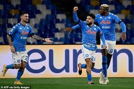 © fornito da sportal.it napoli e juventus si sfidano allo stadio 'diego armando maradona': T8mxdwf4vcw9gm