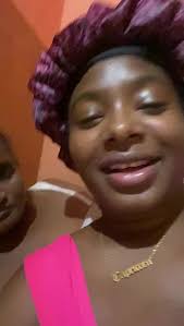 I was extremely bored and decided to provoke my mom 😂😂😭, i get rell cuss  after and put out 🥴😫. #foryoupage #justforfun #moneychallenge