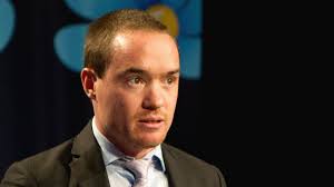 Ekeroth och förre SD-ledaren petas från lista