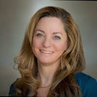 Elizabeth Dorry's Instagram, Twitter & Facebook