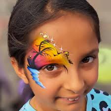 Lovely neighbourhood family fun day today for Templars Community  Association-thanks for having me! #facepainting #facepaint  #facepaintersofinstagram #chelmsfordfacepainter #essexfacepainter  #communityevents #neighbourhood #familyfun #familyneighborhood ...