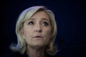 FN: Marine Le Pen veut que le système de santé français "redevienne le  meilleur au monde"