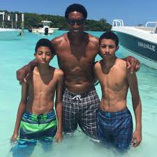 (born november 10, 2000) is an american college basketball player for the vanderbilt commodores of the southeastern conference (sec). Scottie Pippen On Twitter Bahamas With My Boys Preston And Scotty