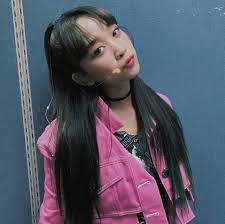 Vogue hongkong merilis 10 idola kpop yang dinilai sebagai ratu tari kpop, termasuk dita, momo hingga Dita Karang Secret Number Posts Facebook