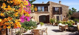 Dispone de capacidad para 20 personas. El 60 De Las Casas Rurales De Baleares Las Mas Caras De Espana