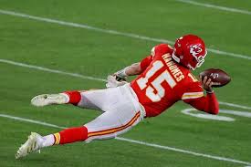 How fast can Patrick Mahomes throw a football? Analyzing Chiefs QB's throw  velocity