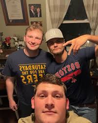 Ethan Whipple (@whipple_32) • Instagram photos and videos