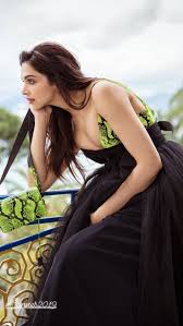 Deepika Padukone Biography Age Height Net Worth Family Movies Buzzzfly Deepika Padukone Style Bollywood Celebrities Bollywood Actress Hot