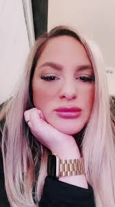 Caitlin Emhoff's Instagram, Twitter & Facebook