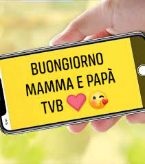 Papà, tu e la mamma vi baciate con la bocca aperta. Facebook