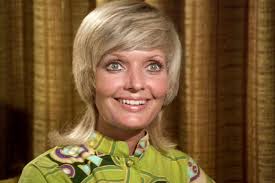 Florence Henderson Dead: Real Story of How She Became The Brady Bunch's  Carol