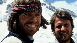 06.04.2017 peter habeler, 74, climbs eiger north face again with david lama timeless mountaineering: Vor 40 Jahren Messners Triumph Am Everest